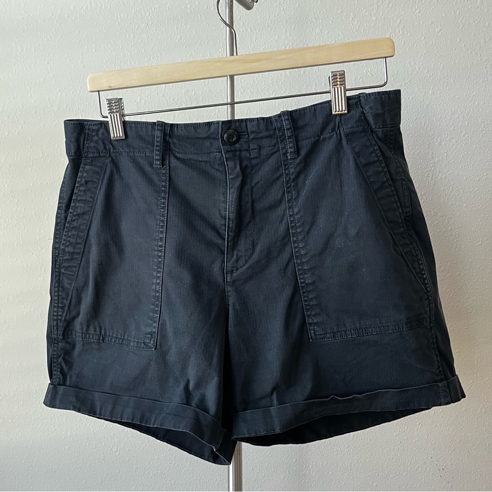 Gap Navy Khaki Shorts